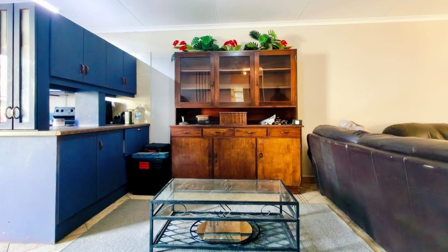 2 Bedroom Property for Sale in Grimbeeck Park North West